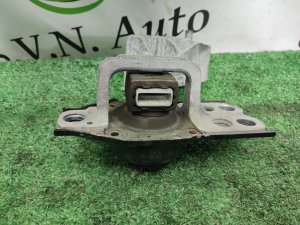 Подушка ДВС (правая) 11210JY00B NISSAN X-TRAIL