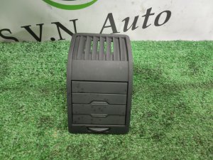Дефлектор обдува салона левый 25816721, 15797627 HUMMER H3