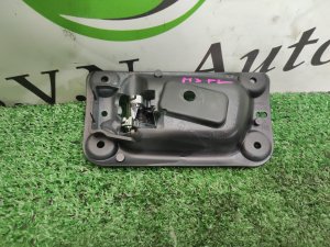 Ручка двери внутренняя передняя левая HUMMER H3 OEM 15818937 2007