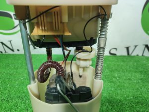 Насос топливный VOLVO V70 OEM 31274817 BW 2008