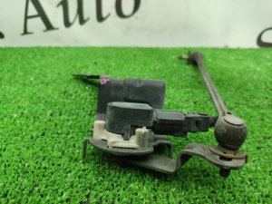 Датчик положения кузова (передний правый) TOYOTA CROWN MAJESTA OEM 8940530110 UZS186 2006