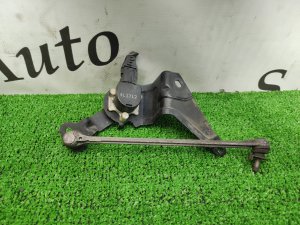 Датчик положения кузова (передний левый) 8940630140 TOYOTA CROWN MAJESTA