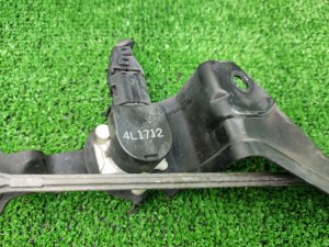 Датчик положения кузова (передний левый) TOYOTA CROWN MAJESTA OEM 8940630140 UZS186 2006