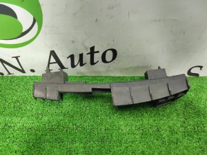 Кронштейн переднего бампера левый MAZDA PREMACY OEM C51350161 CWEFW 2010