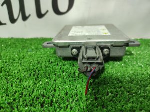 Блок розжига ксенона MAZDA PREMACY OEM W3T20671 CWEFW 2010
