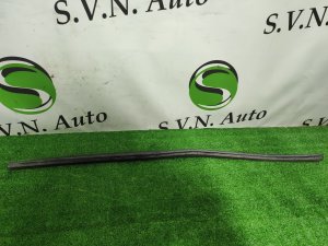 Уплотнитель двери (нижний) передний, правый NISSAN X-TRAIL OEM 80838JG000 DNT31 2010
