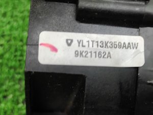 Переключатель подрулевой LINCOLN NAVIGATOR OEM X UN173 2001
