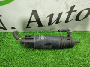 Насос омывателя VOLVO V70 OEM 30655138 BW 2008