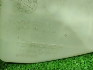 Бачок омывателя MAZDA AXELA OEM BBM467480 BLEFW 2010