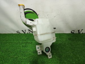 Бачок омывателя MAZDA AXELA OEM BBM467480 BLEFW 2010