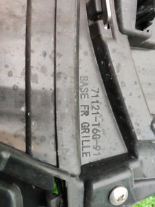 Решетка радиатора HONDA N-WGN OEM 71121T6G003 JH1 2014