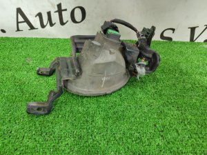 Фара противотуманная передняя, левая HONDA STEPWGN OEM 33950SZWJ01 RK5 2009-2015