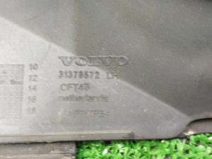 Молдинг лобового стекла левый VOLVO V40 OEM 31378572 MW 2014