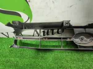 Решетка радиатора SUBARU IMPREZA OEM 91121FE150 GG3 2003