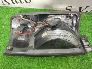 Стоп сигнал правый LINCOLN NAVIGATOR OEM X UN173 2001