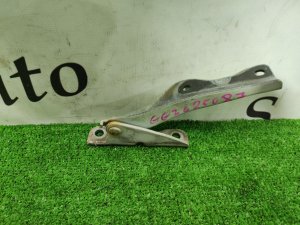 Петля капота правая SUBARU IMPREZA OEM 57260AE020 GG2 2005