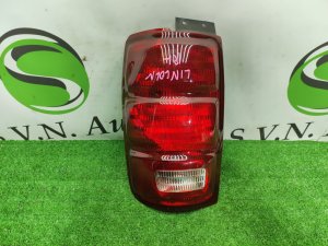Стоп сигнал левый X LINCOLN NAVIGATOR