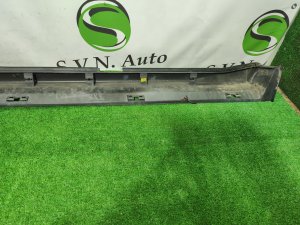 Накладка на порог правая HUMMER H3 OEM 15817835 2007