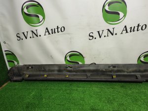 Накладка на порог левая HUMMER H3 OEM 15817834 2007