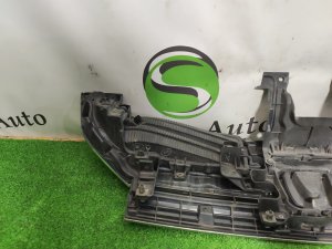 Решетка радиатора HONDA STEPWGN OEM 71121SZWJ01 RK5 2009-2015