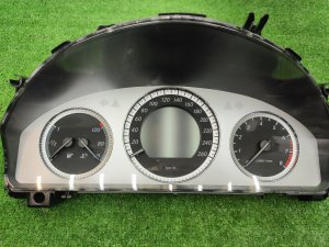 Панель приборов MERCEDES-BENZ 204.252 OEM A2045409148 УНИВЕСАЛ 2008