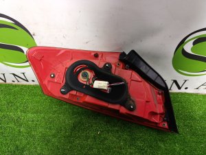 Стоп сигнал правый NISSAN SKYLINE OEM 26550JK00A PV36 2007