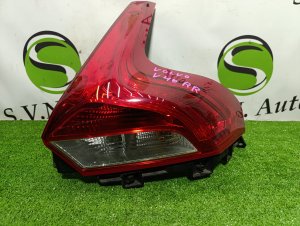 Стоп сигнал правый 31395845 VOLVO V40