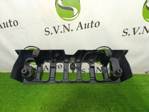 Кронштейн решетки радиатора HUMMER H3 OEM 15275170 2007