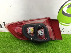 Стоп сигнал правый MAZDA AXELA OEM BN8V51150D BKEP 2004
