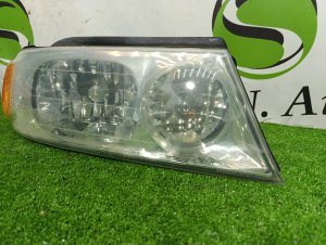 Фара правая LINCOLN NAVIGATOR UN173 2001