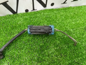 Датчик ABS задний CADILLAC ESCALADE OEM 15063810 2004