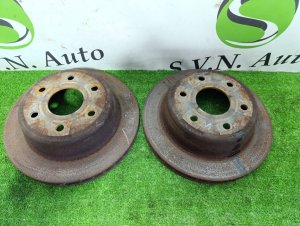 Диск тормозной задний (пара) (задний) CADILLAC ESCALADE OEM 25757802 2004
