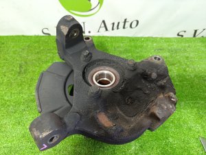 Ступица передняя левая CADILLAC ESCALADE OEM 19257048, 15716364, 84356639 2004