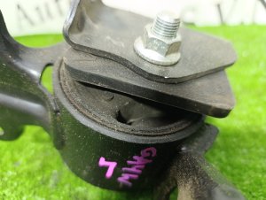 Подушка ДВС (левая) MITSUBISHI RVR OEM MN101574 GA4W 2012