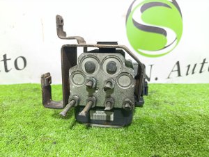 Блок abs CADILLAC ESCALADE OEM 19122463 2004