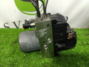 Блок abs TOYOTA AVENSIS OEM 8954105130 AZT250 2007