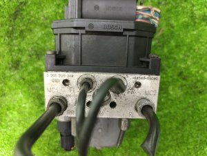 Блок abs TOYOTA AVENSIS OEM 8954105130 AZT250 2007