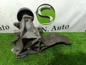 Кронштейн насоса ГУР HUMMER H3 OEM 12567922 2007