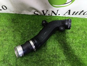 Патрубок интеркулера VOLKSWAGEN TIGUAN OEM 1K0145840 5NCCZ 2008