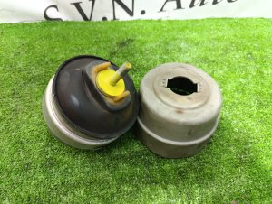 Подушка ДВС (правая) AUDI A4 OEM 8E0199382L 8EBWEF 2007