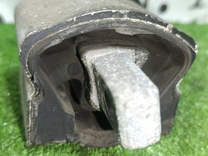 Подушка АКПП MERCEDES-BENZ C230 OEM A2112420340 2006