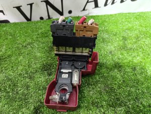 Клемма плюс NISSAN TIIDA OEM 243807994A JC11 2006