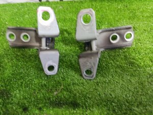 Петли двери передней правой MITSUBISHI RVR OEM 5702A005, 5702A006 GA4W 2012