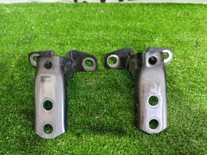 Петли двери передней правой MITSUBISHI RVR OEM 5702A005, 5702A006 GA4W 2012