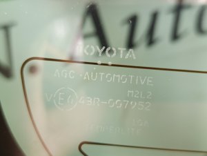 Дверь багажника Color- 040 TOYOTA AQUA OEM 6700552D10 NHP10 2012