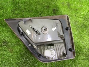 Стоп сигнал левый (внутренний) JEEP GRAND CHEROKEE OEM 57010275AD WK2 2011