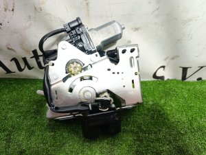 Замок багажника 4589656AB JEEP GRAND CHEROKEE