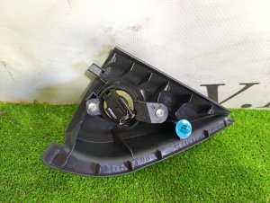 Уголок двери (правый) MITSUBISHI RVR OEM 7221B194 GA3W 2010