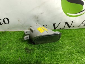 Фара противотуманная передняя, правая VOLVO V50 OEM 0305075002 MW 2005