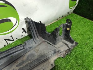 Защита двигателя VOLVO V70 OEM 09151896 2006